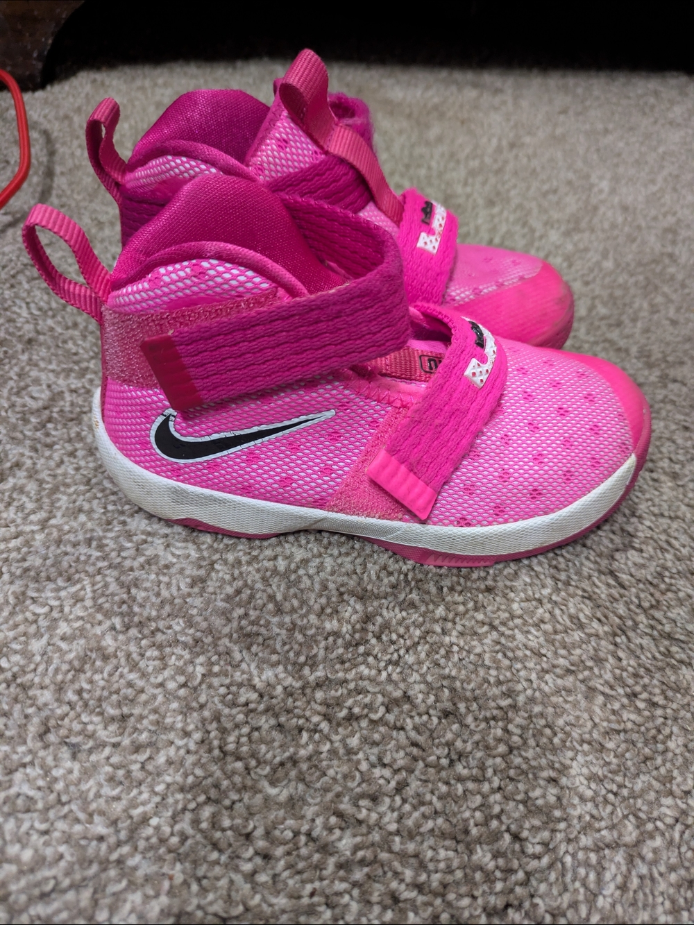 Nike Pink LeBron Soldier 10 Kids 9C